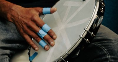 Muziek in Brazilië: how cultuur ongelijkheid bekritiseert